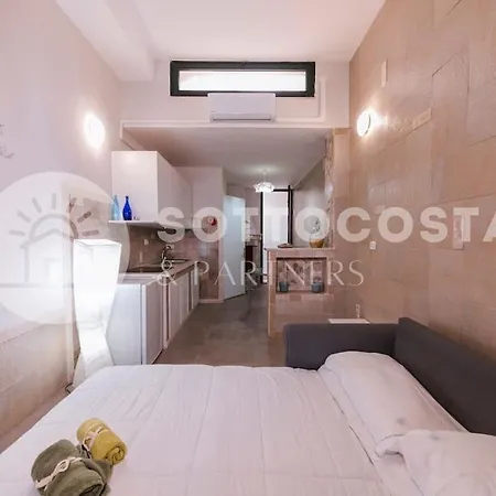 Hydruntum Flat - Apartment *